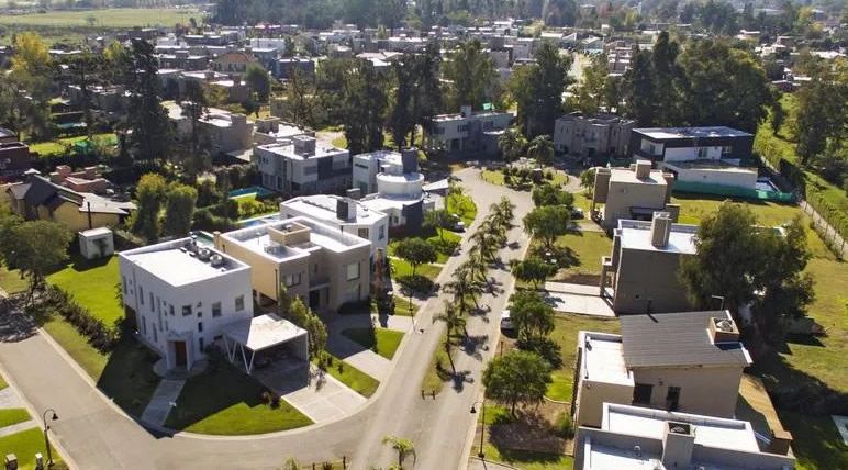 Lee más sobre el artículo Sistemas inalámbricos de seguridad para urbanizaciones y residencias privadas